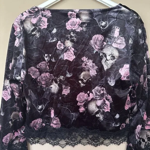 SOLD Killstar Witchy Women XL Velvet Top Bell Sleeve Black Skull Pink Rose Whims - Picture 7 of 11